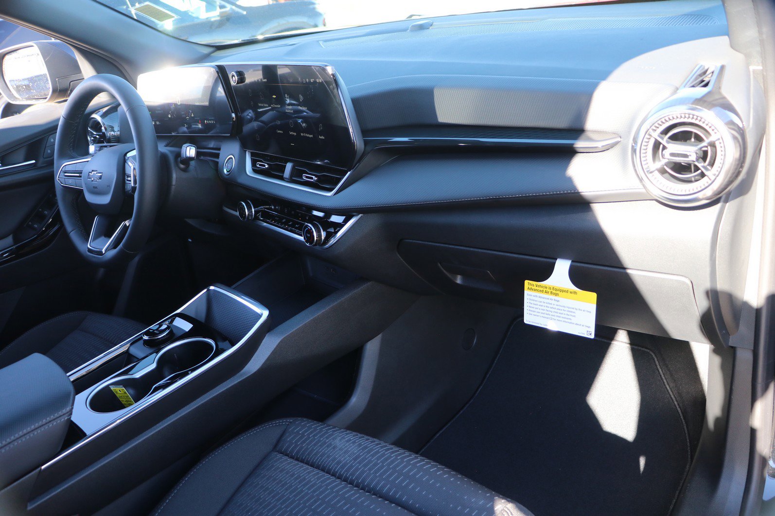 2026 Chevrolet Equinox LT - Photo 36