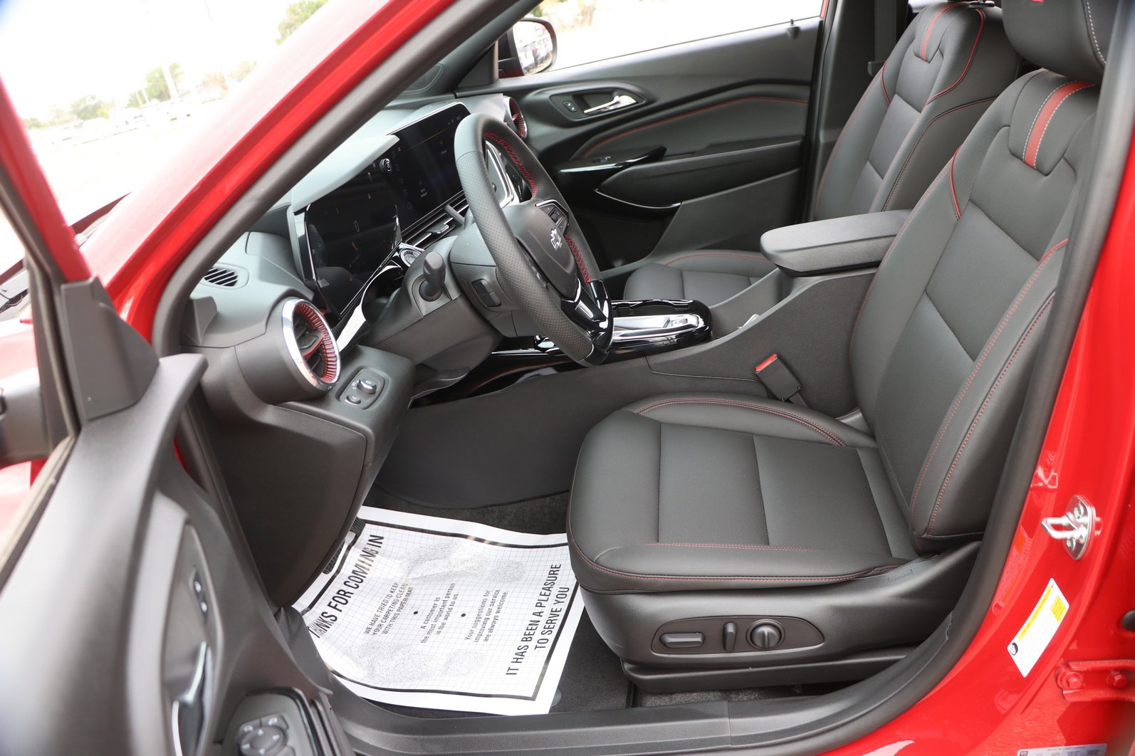 2026 Chevrolet Trax RS - Photo 15