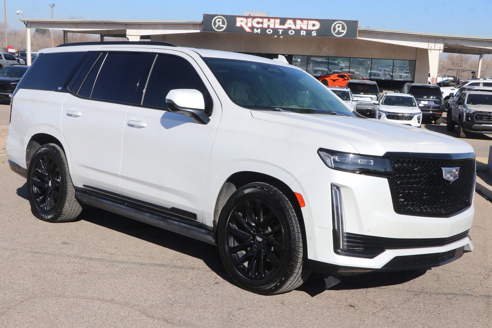 2021 Cadillac Escalade Sport Platinum's photo