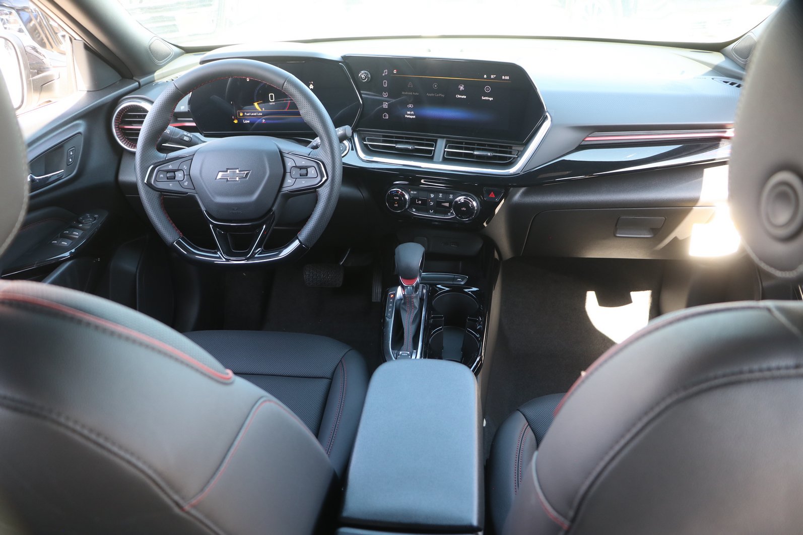 2026 Chevrolet Trax RS - Photo 15