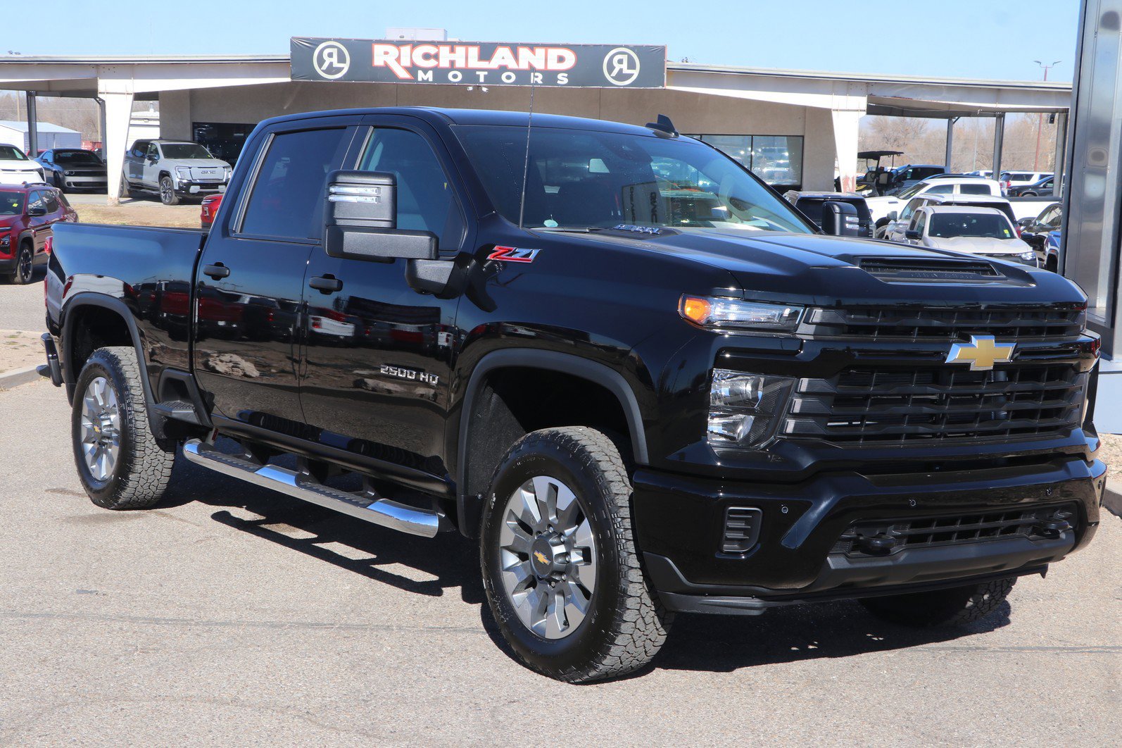 2026 Chevrolet Silverado 2500HD Custom's photo