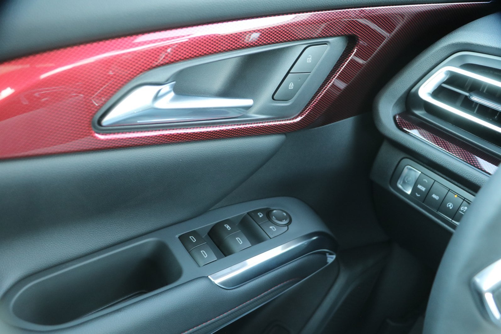 2026 Chevrolet Traverse Z71 - Photo 13