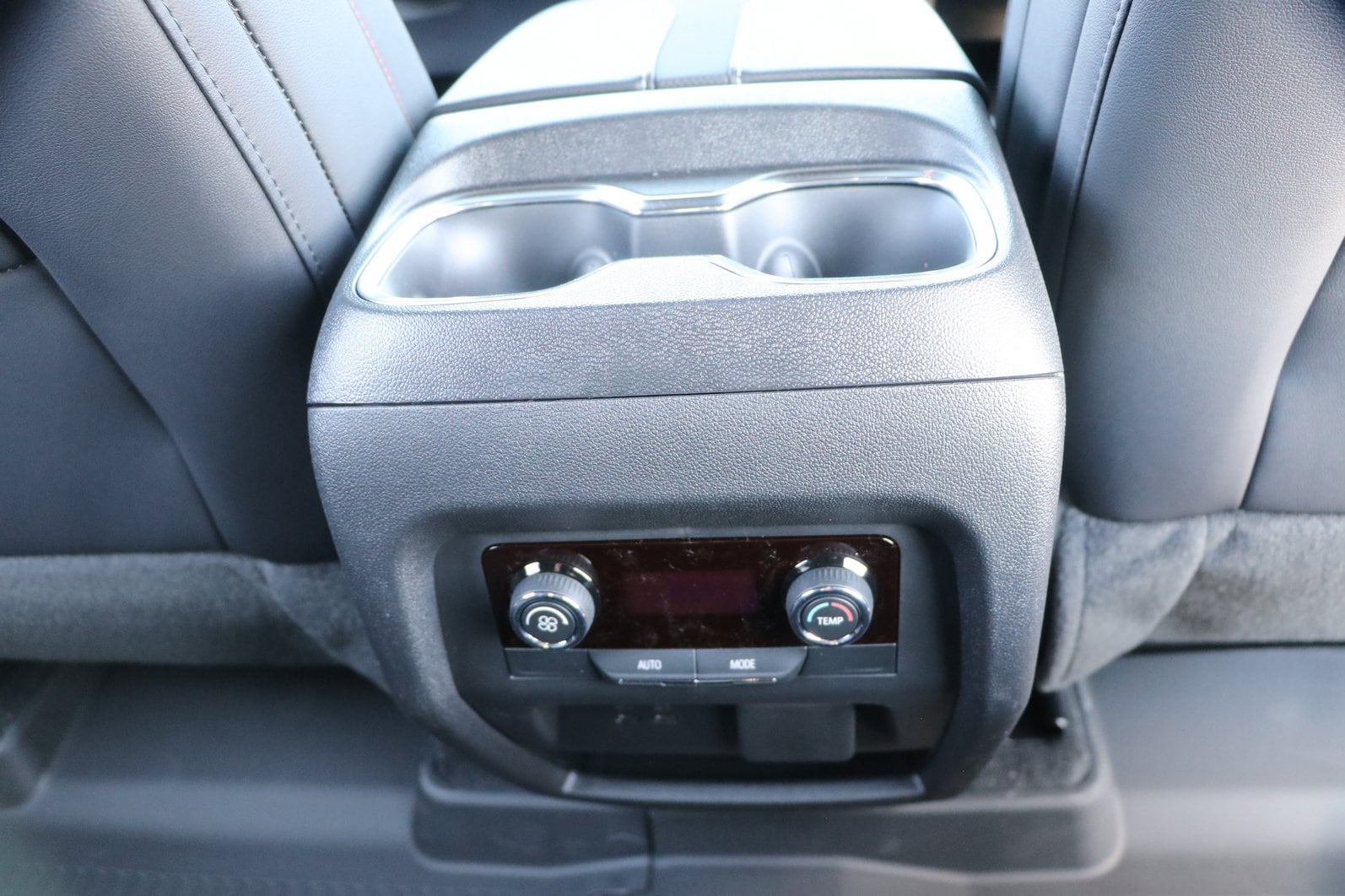 2026 Chevrolet Traverse Z71 - Photo 34
