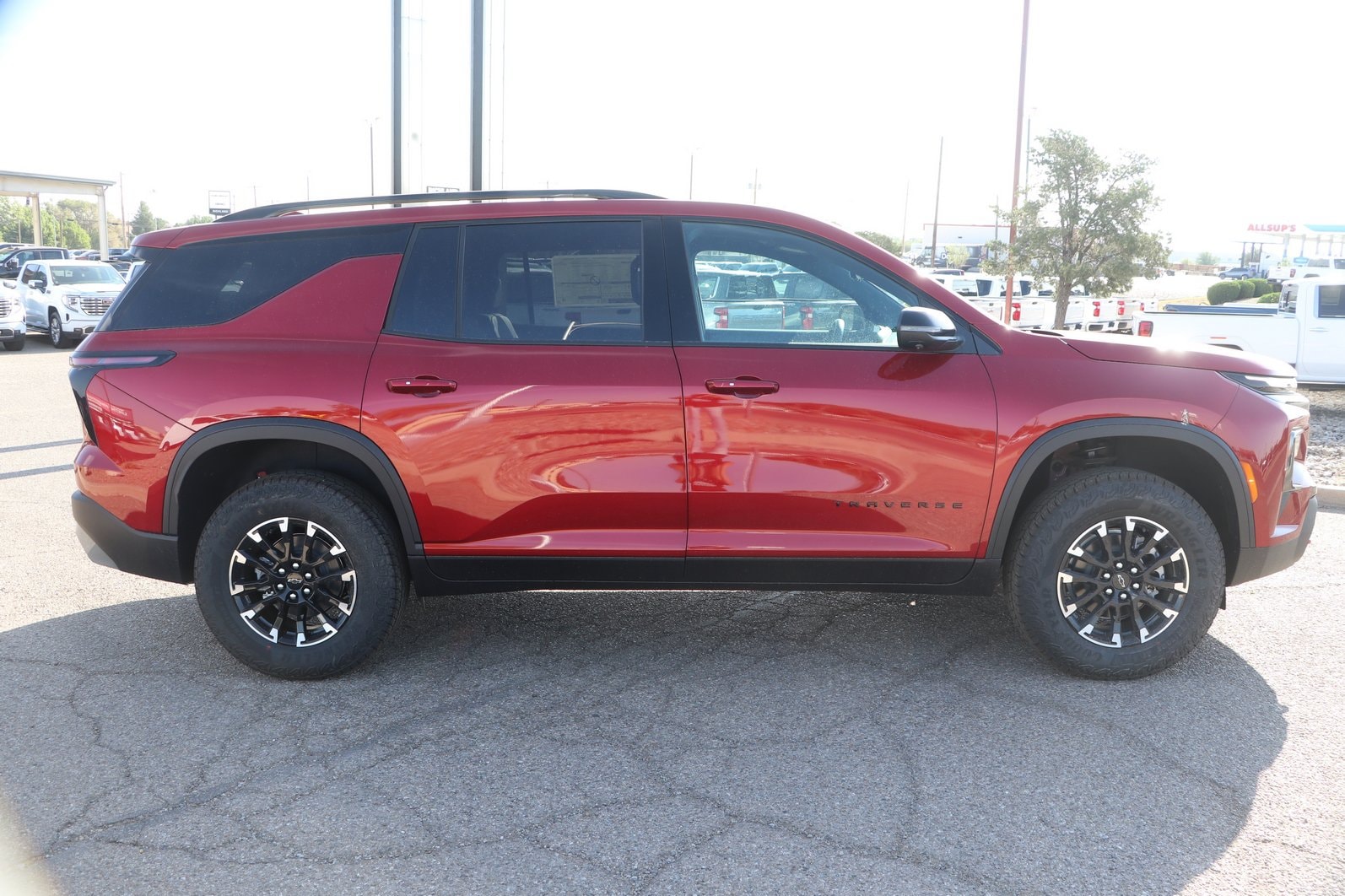 2026 Chevrolet Traverse Z71 - Photo 10