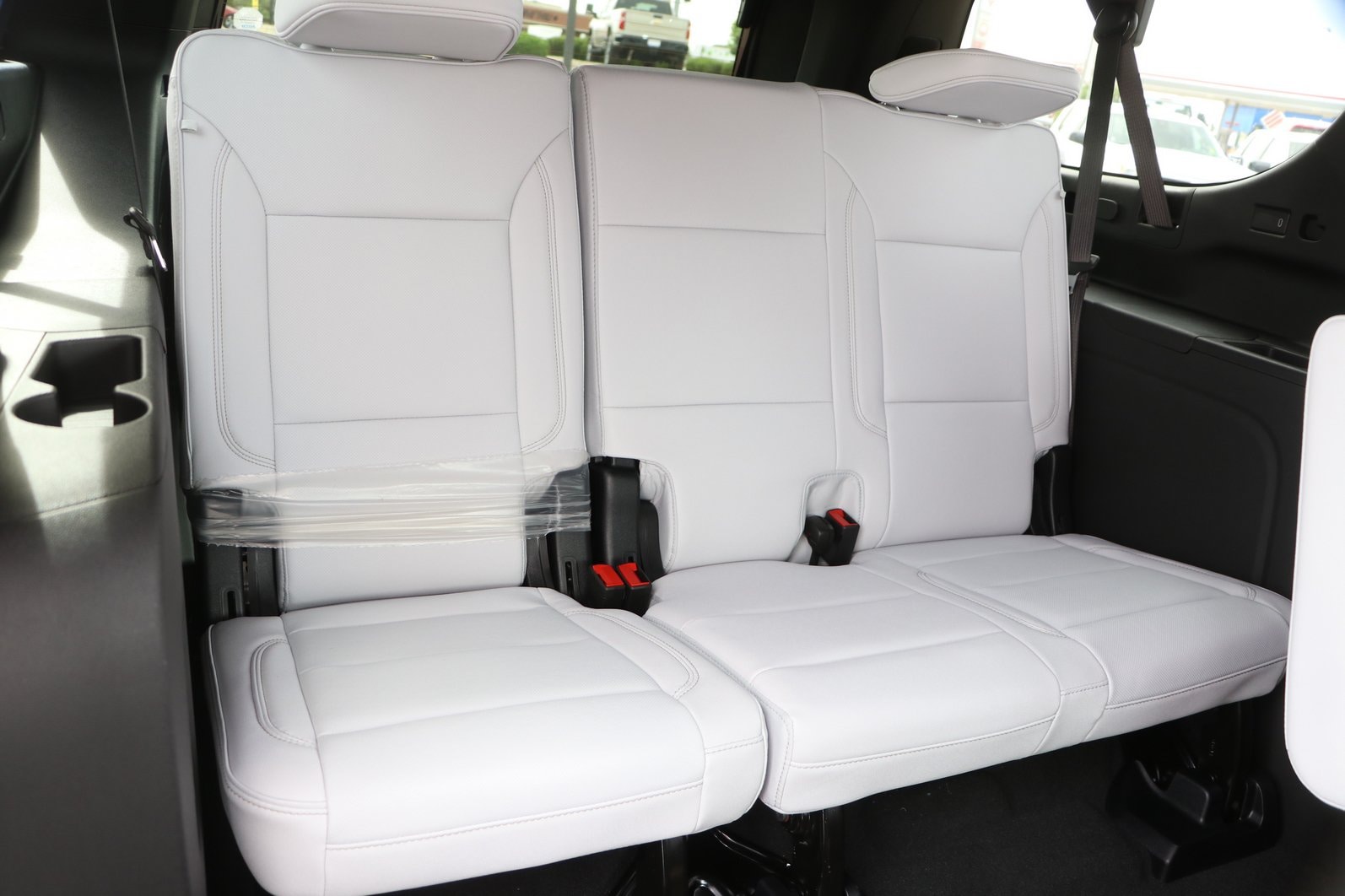 2026 Chevrolet Suburban Premier - Photo 34