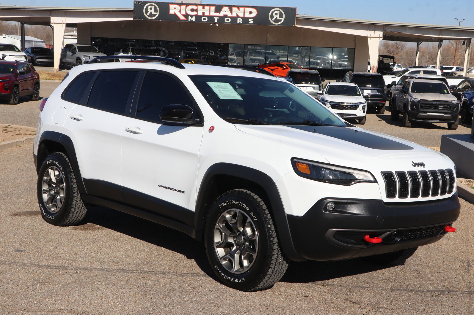 2022 Jeep Cherokee Trailhawk's photo