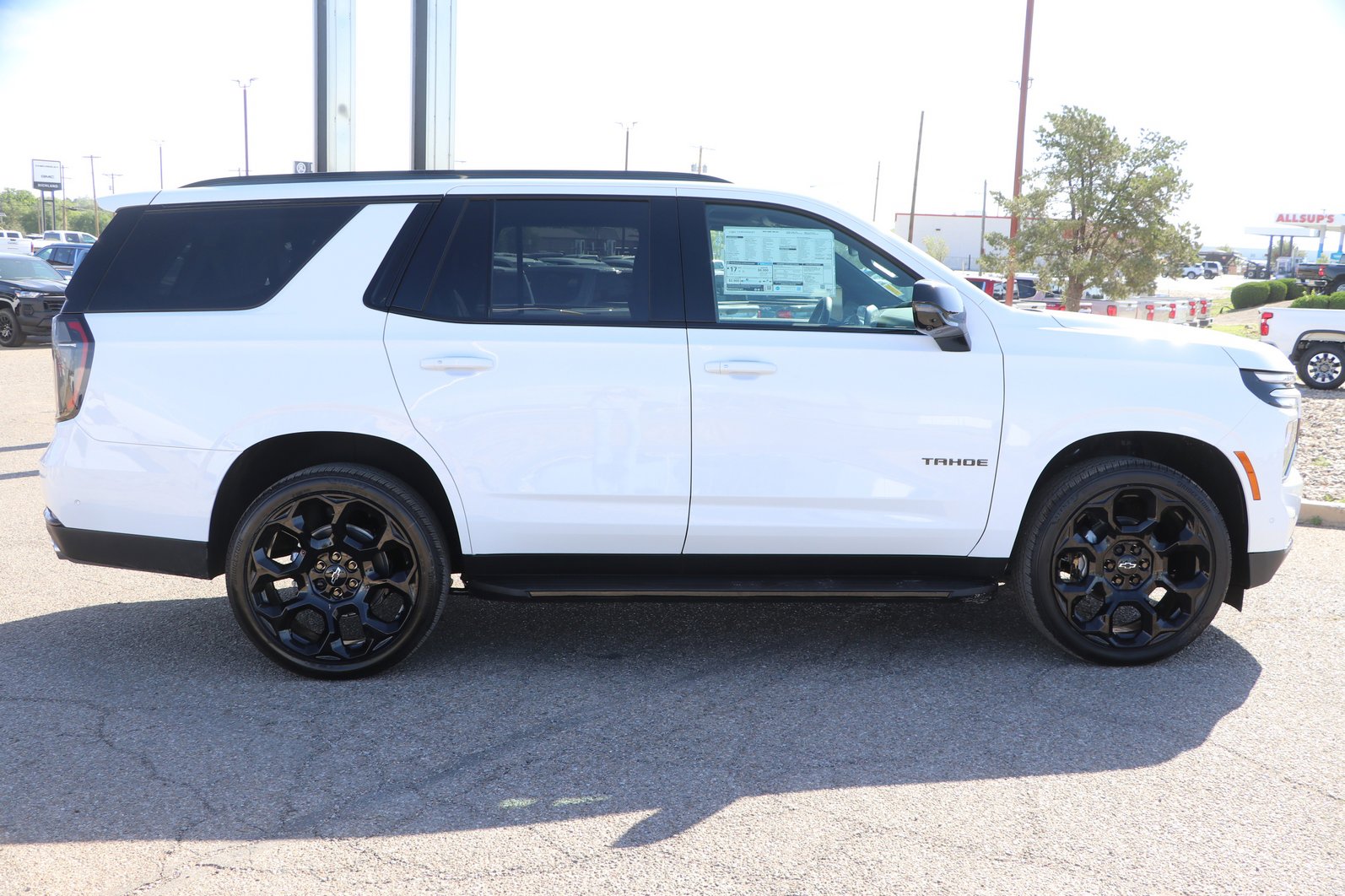2026 Chevrolet Tahoe RST - Photo 10