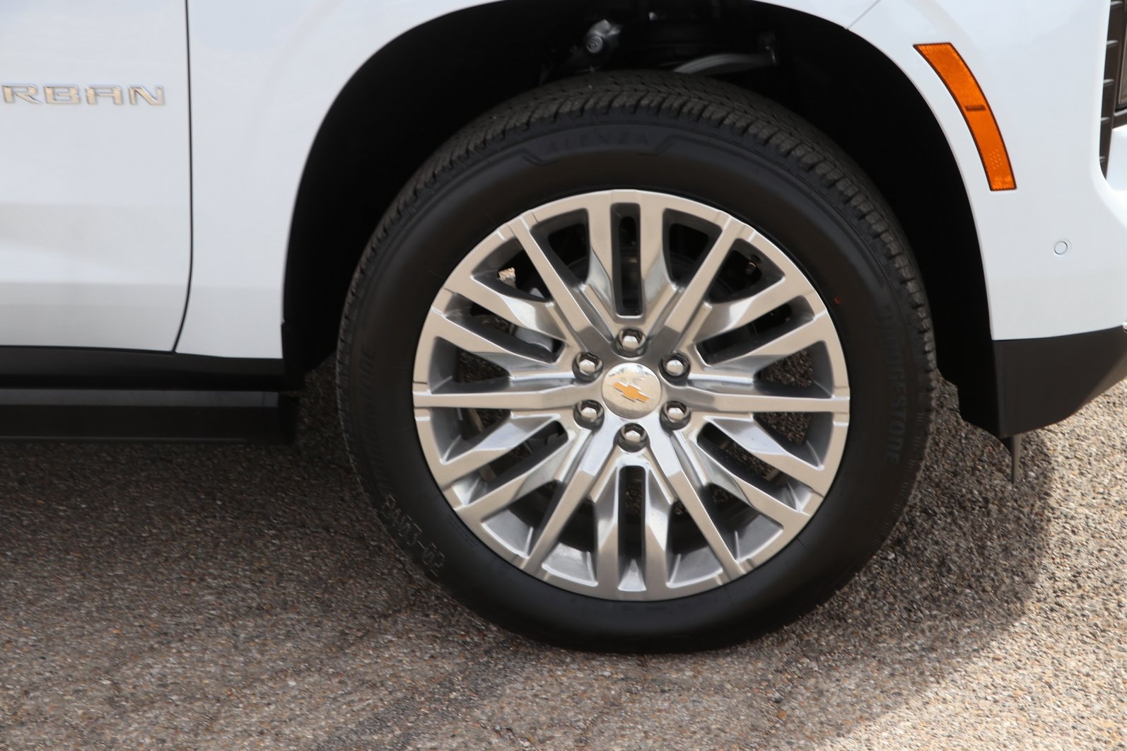 2026 Chevrolet Suburban Premier - Photo 11