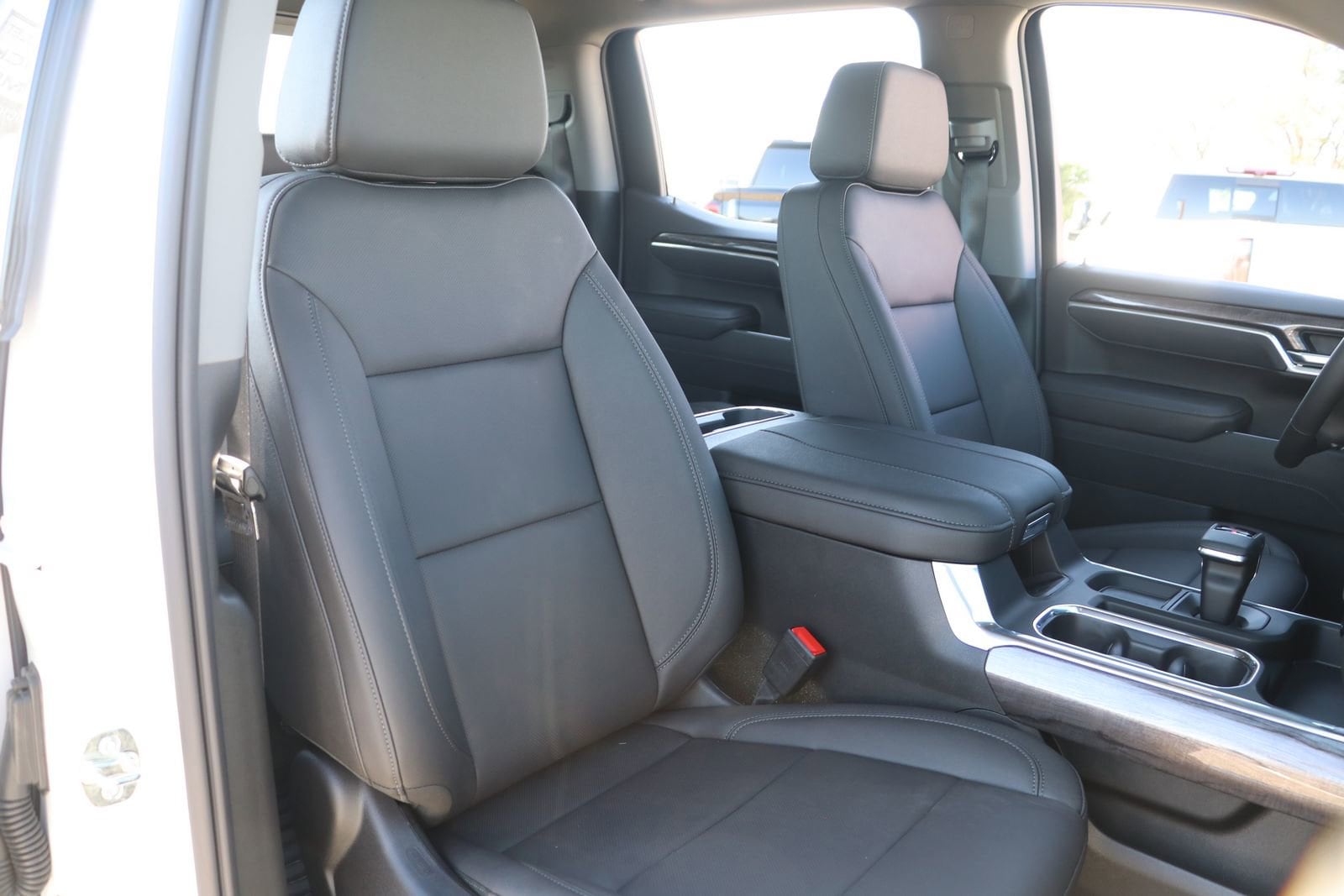 2026 Chevrolet Silverado 1500 LTZ - Photo 36