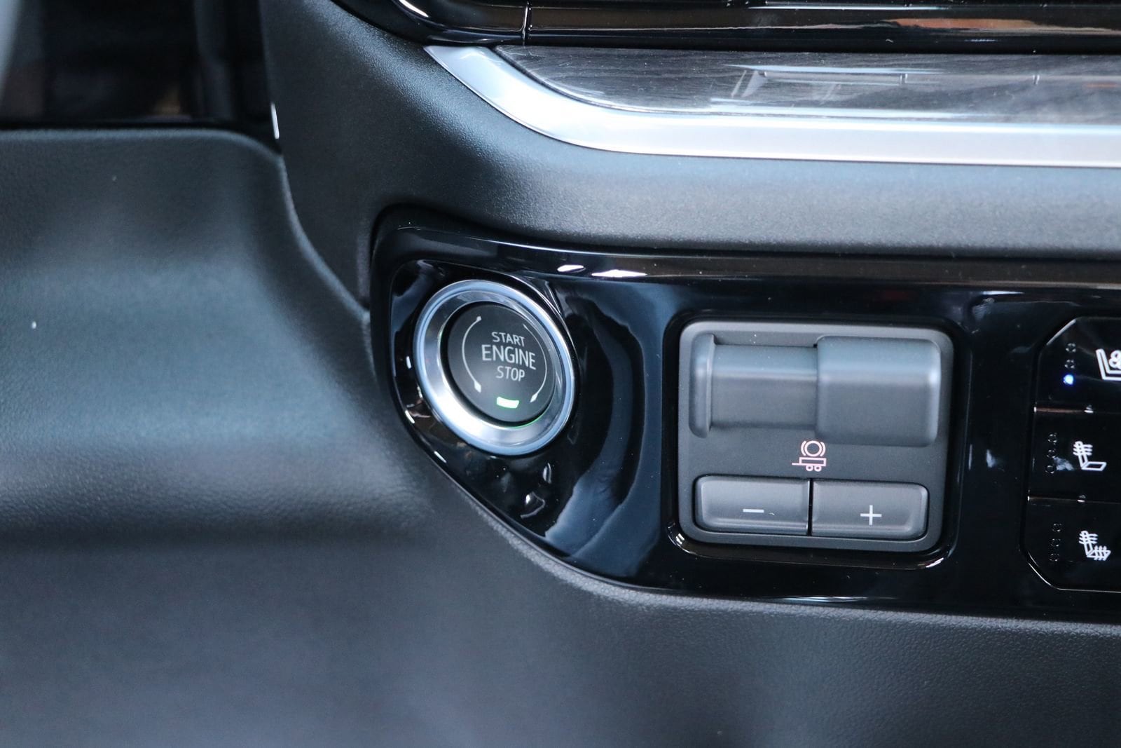 2026 Chevrolet Silverado 1500 LTZ - Photo 26