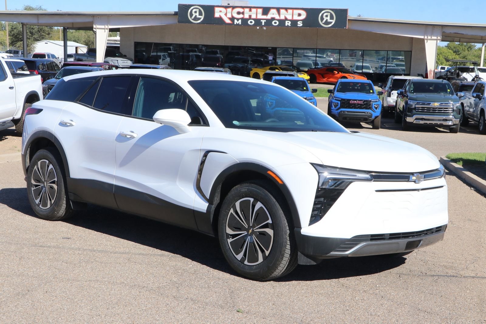 2026 Chevrolet Blazer EV LT's photo