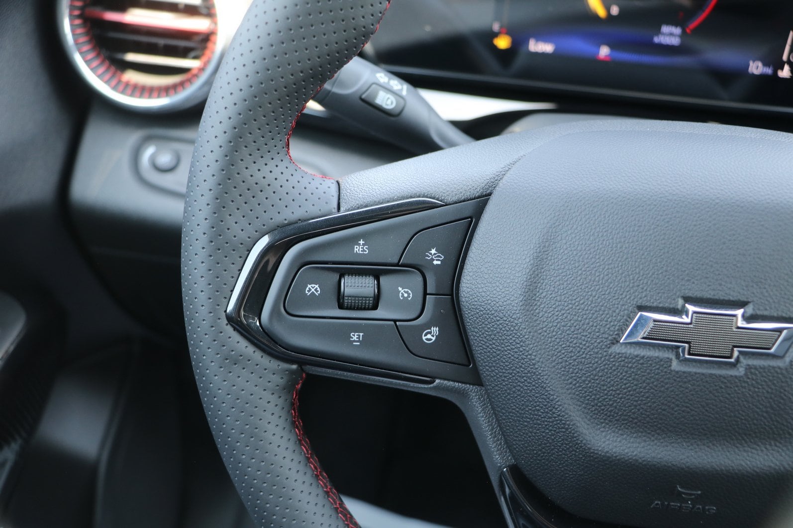 2026 Chevrolet Trax RS - Photo 20