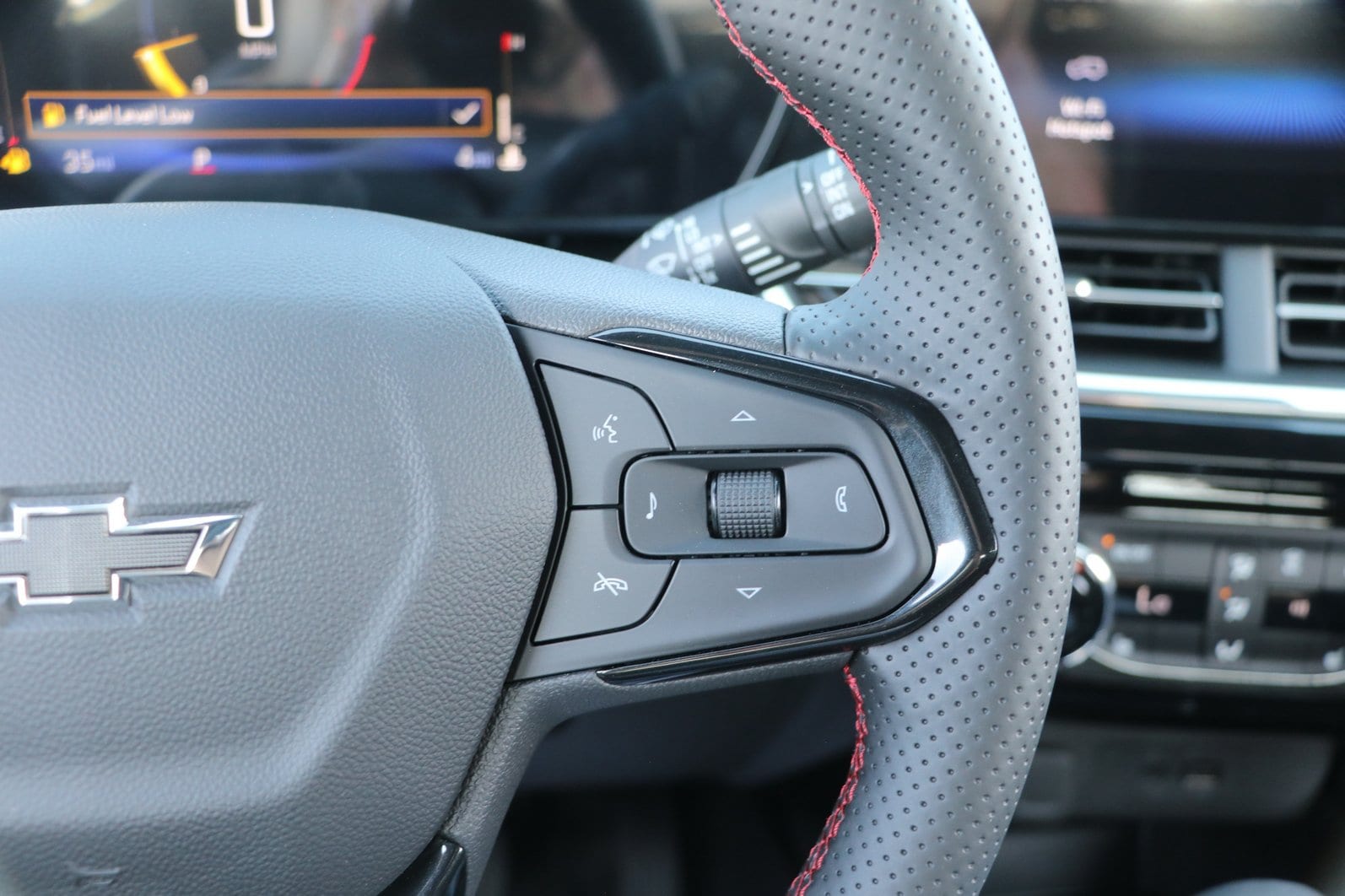 2026 Chevrolet Trax RS - Photo 21