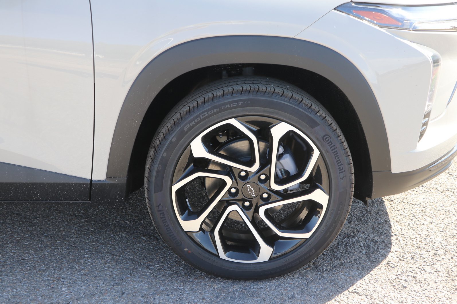 2026 Chevrolet Trax RS - Photo 8