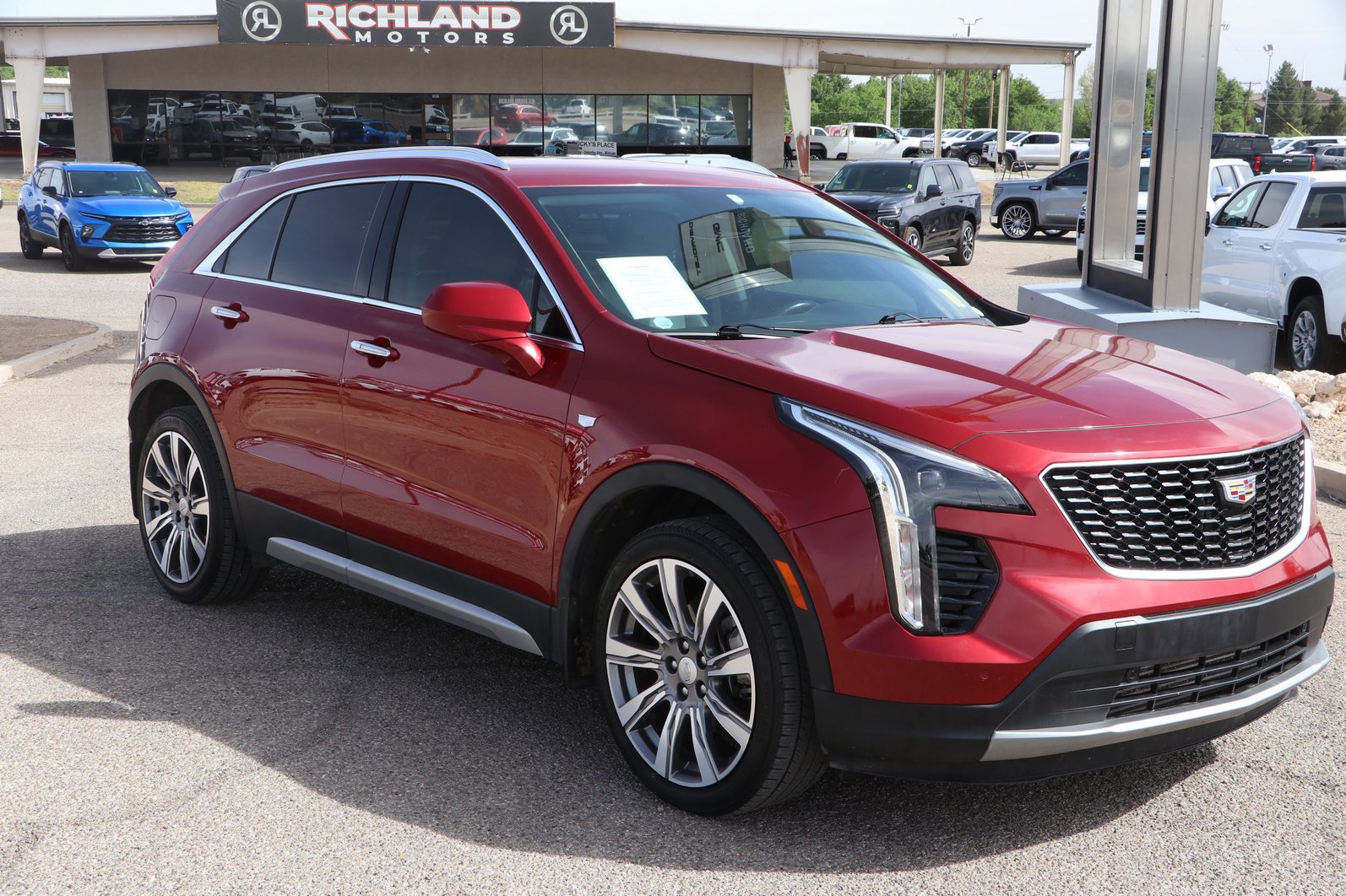 2019 Cadillac XT4 Premium Luxury's photo