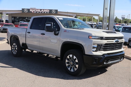 2026 Chevrolet Silverado 2500 HD Custom Truck