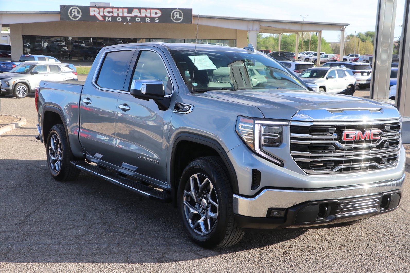 2023 GMC Sierra 1500 SLT