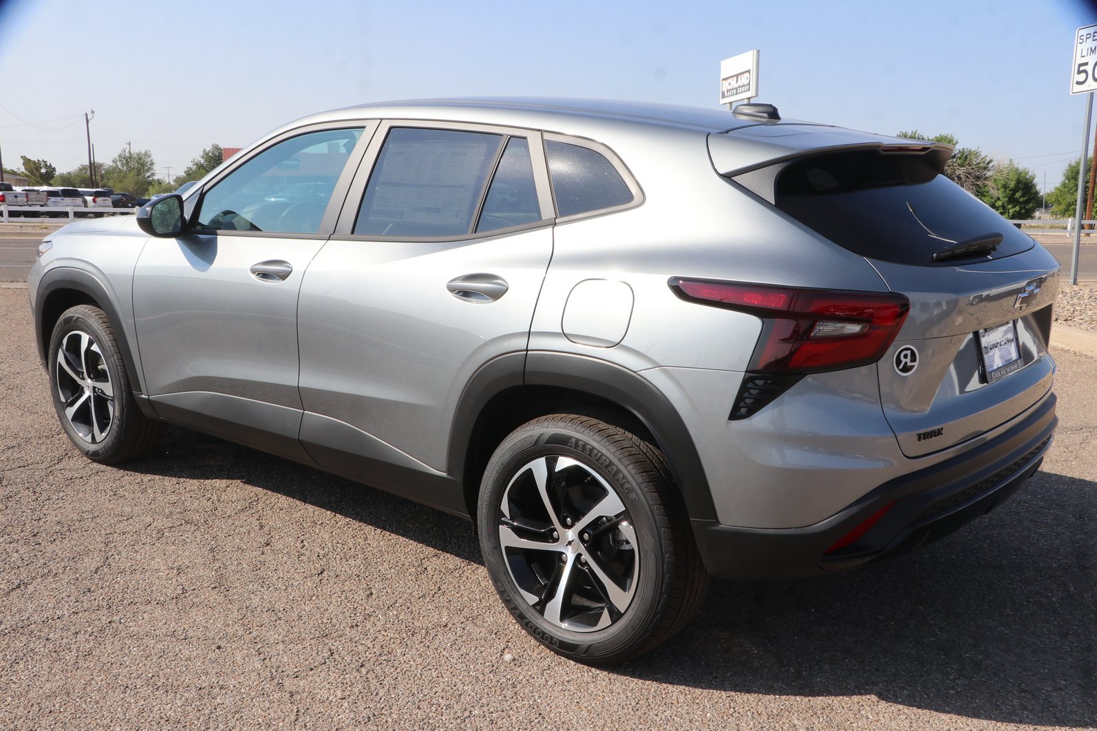 2026 Chevrolet Trax RS - Photo 7