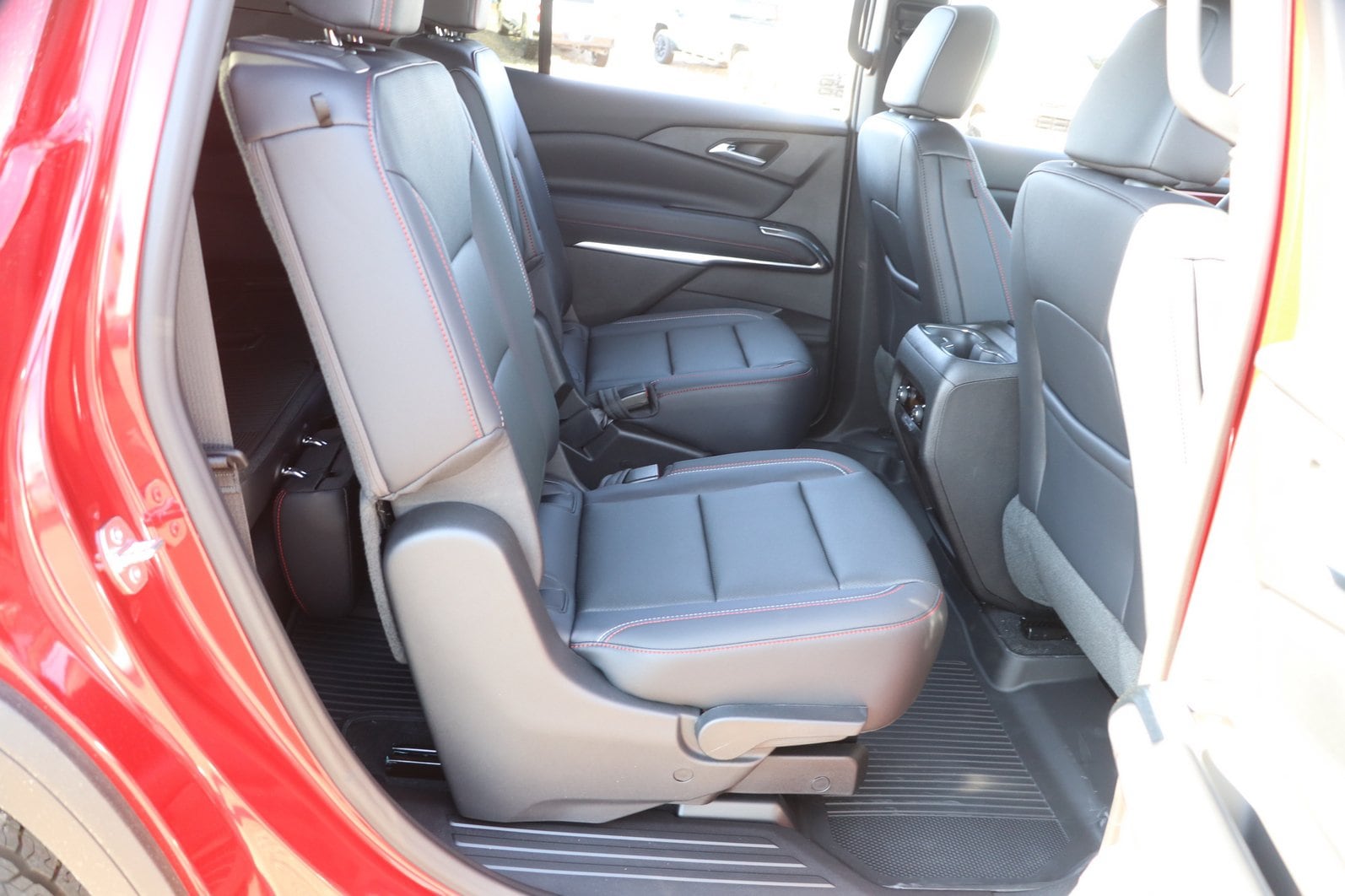 2026 Chevrolet Traverse Z71 - Photo 33