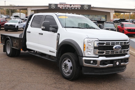 2024 Ford Super Duty F-550 DRW XL