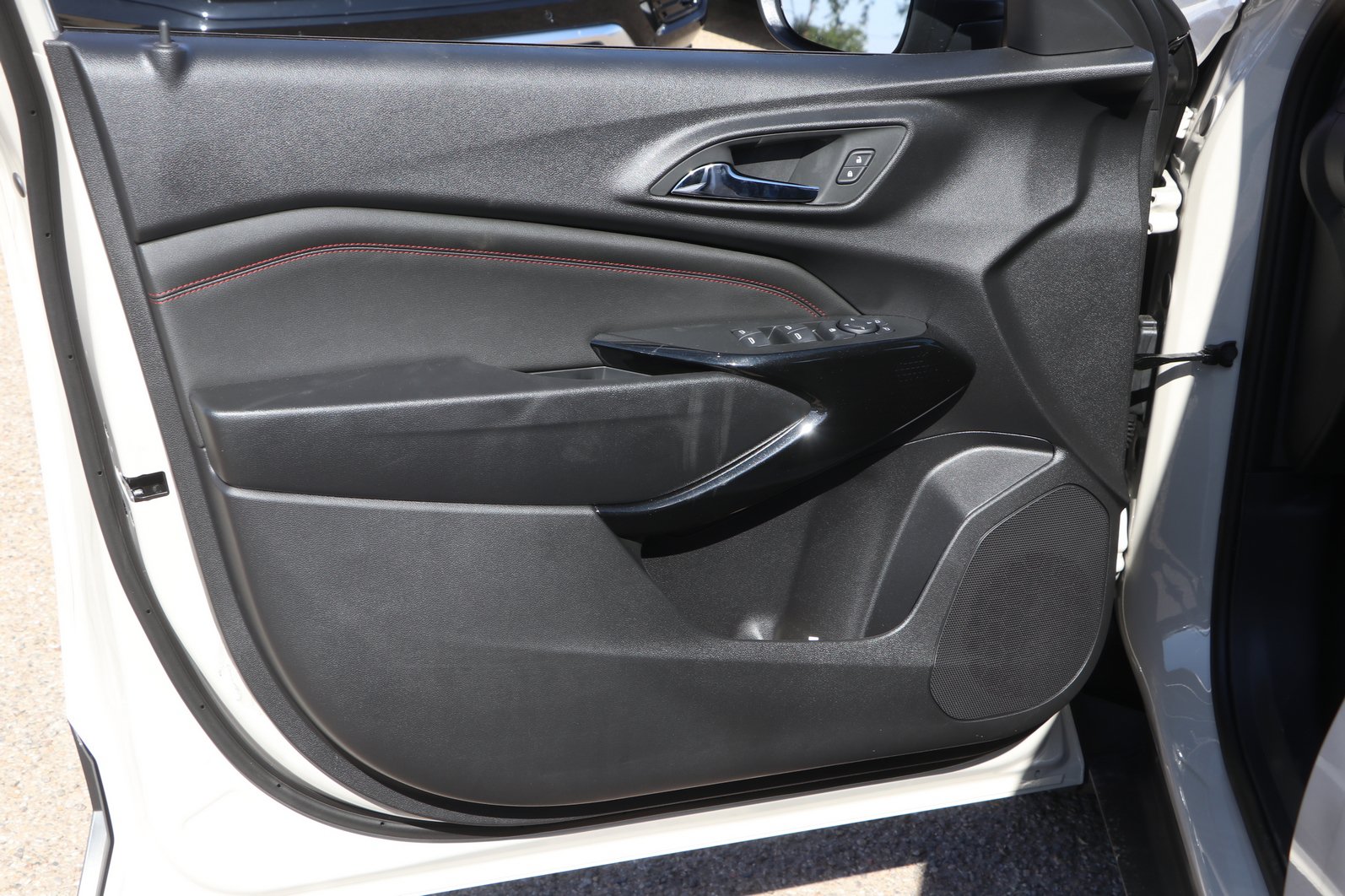 2026 Chevrolet Trax RS - Photo 9