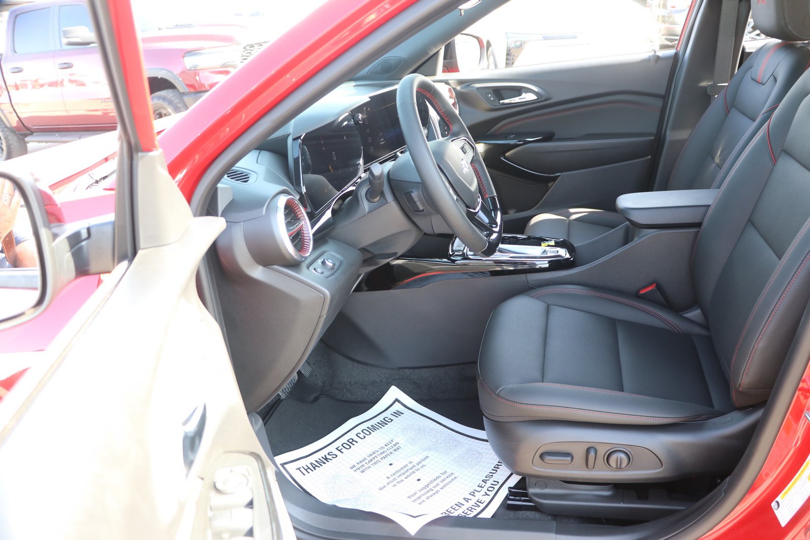 2026 Chevrolet Trax RS - Photo 13