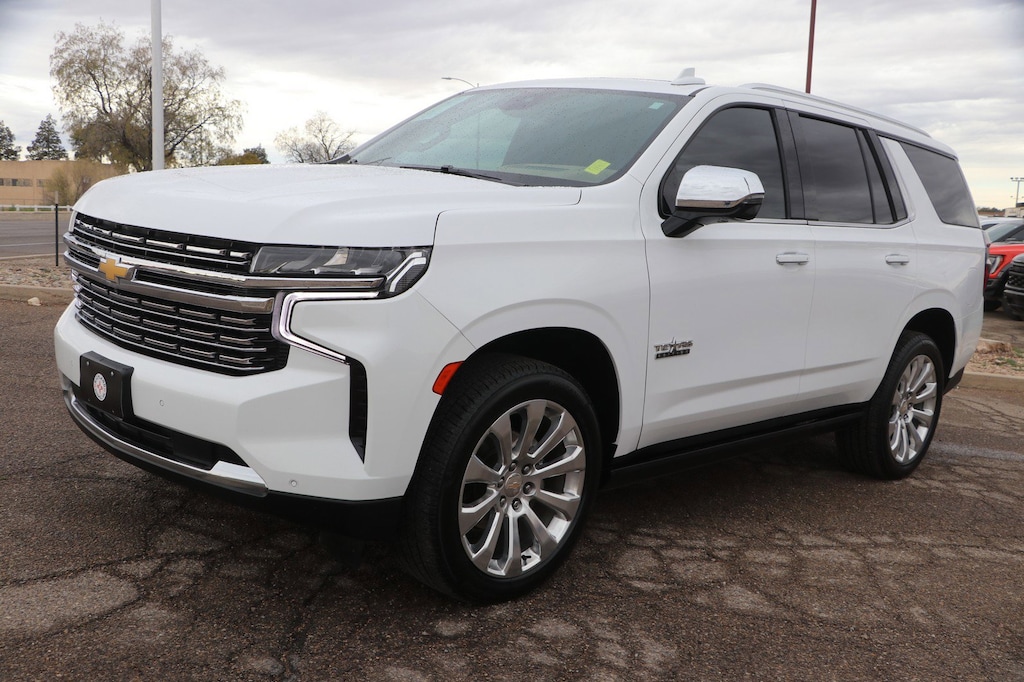 2023 Chevrolet Tahoe Premier photo 3
