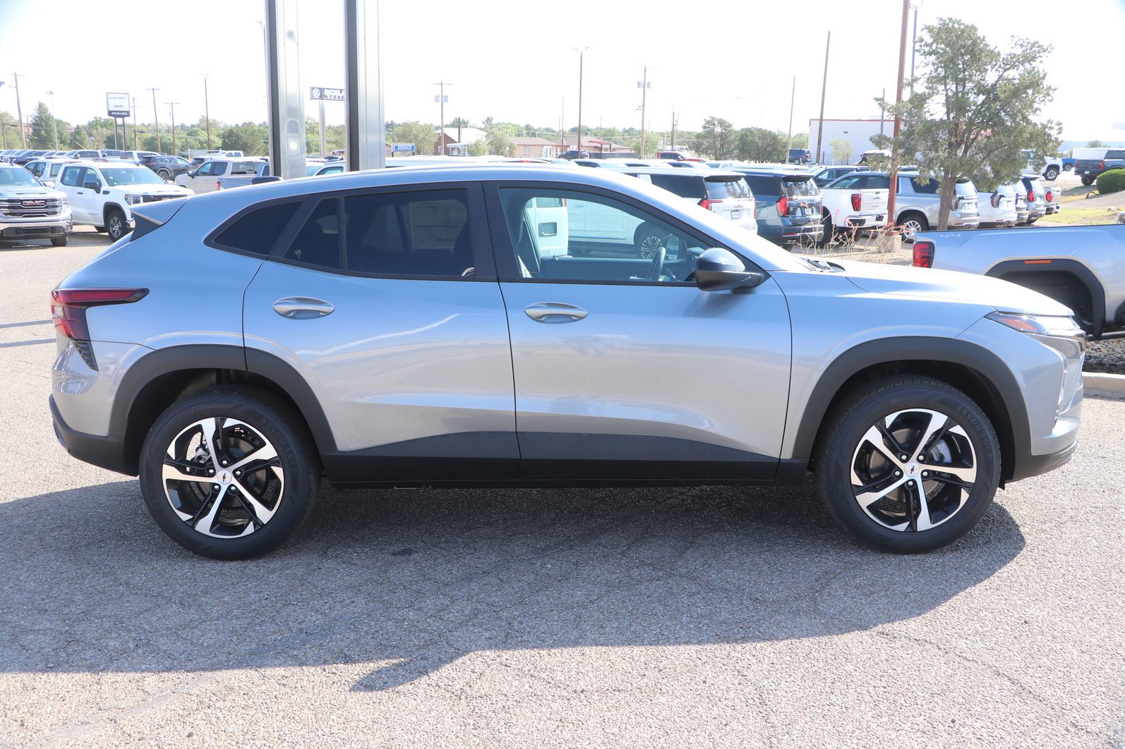 2026 Chevrolet Trax RS - Photo 10