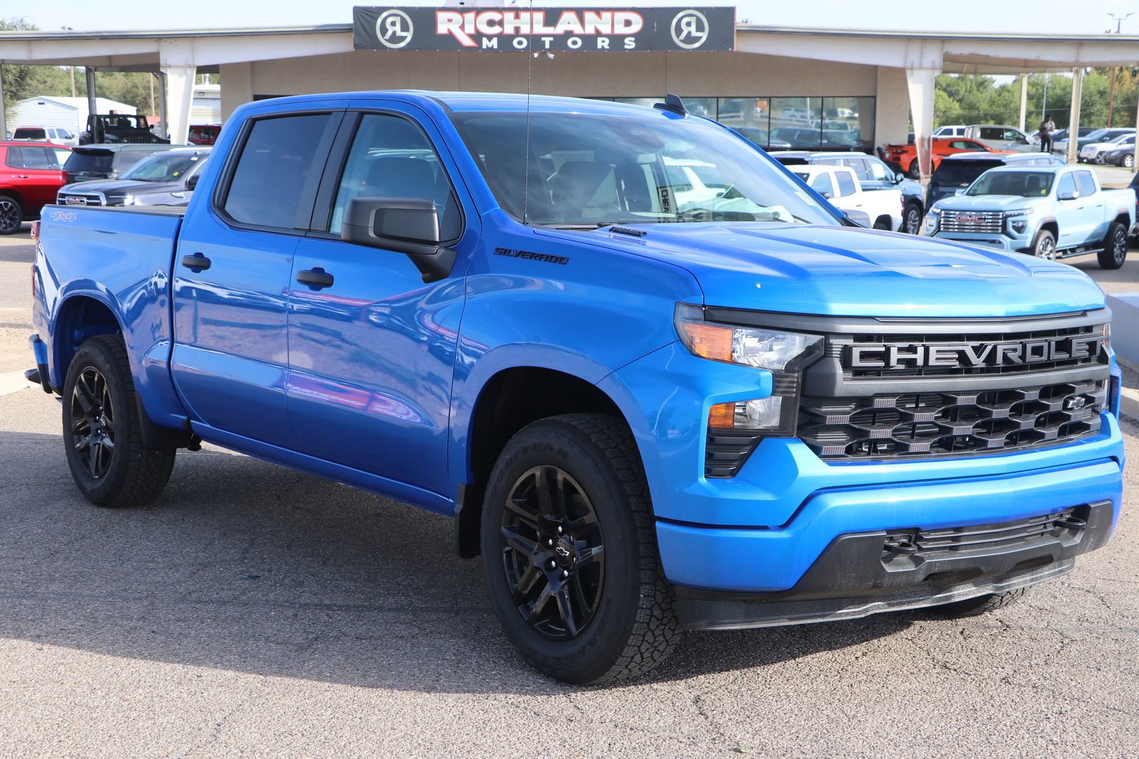 2026 Chevrolet Silverado 1500 Custom's photo