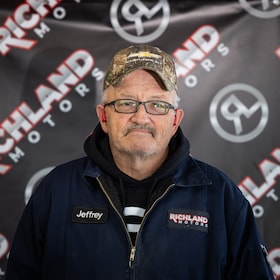 Staff member Jeffery Burnett from ID_d1ae6af9172a