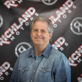 Staff member Mike Pettit from ID_75f98137e524