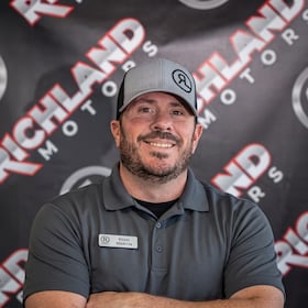Staff member Ryan Martin from ID_394a7e545160