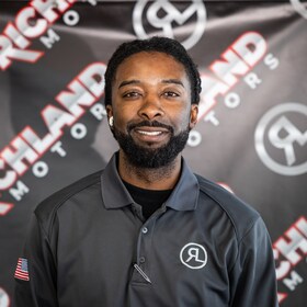 Staff member Malcolm Wiggins from ID_394a7e545160