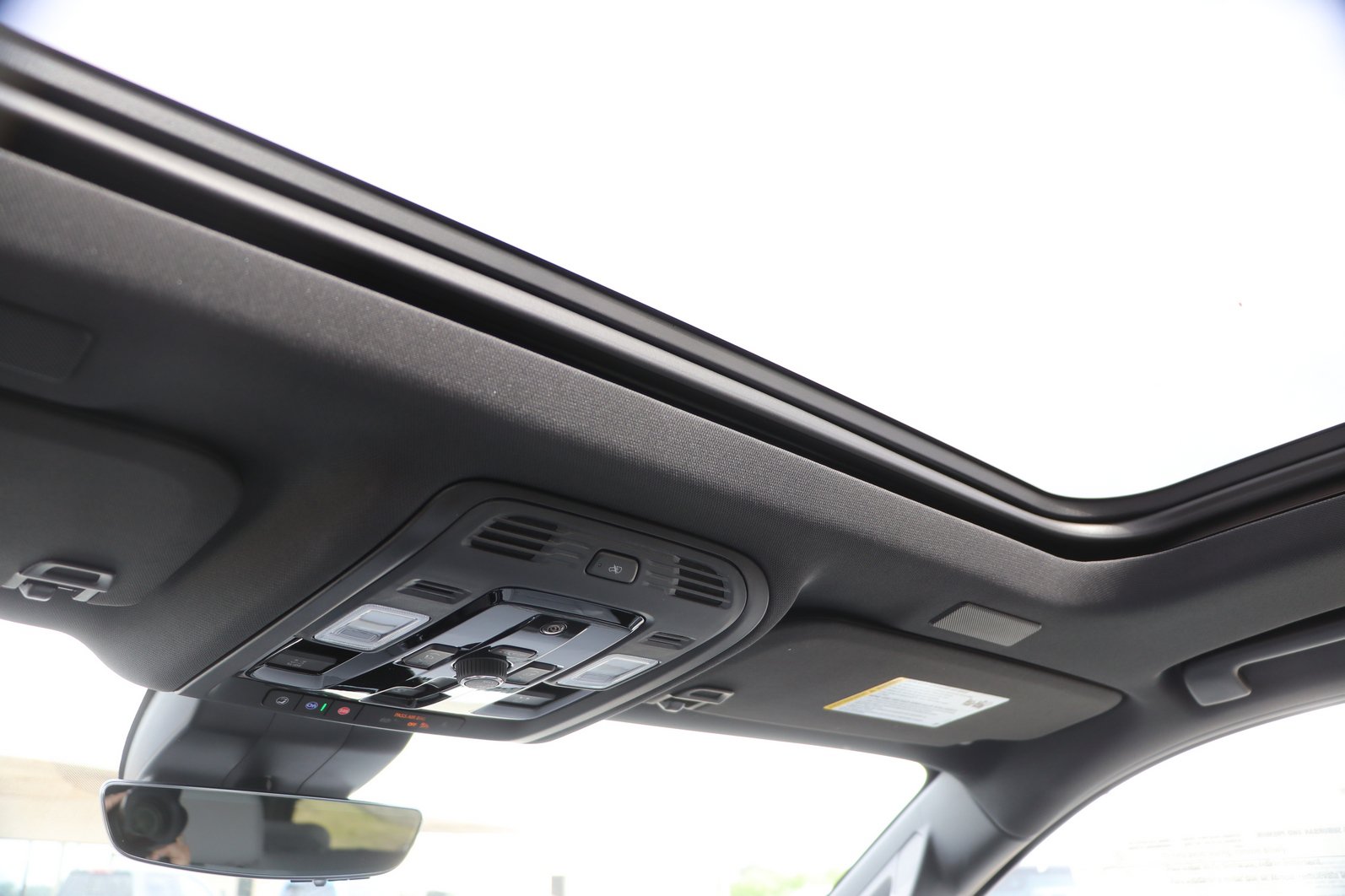 2026 Chevrolet Suburban Premier - Photo 29
