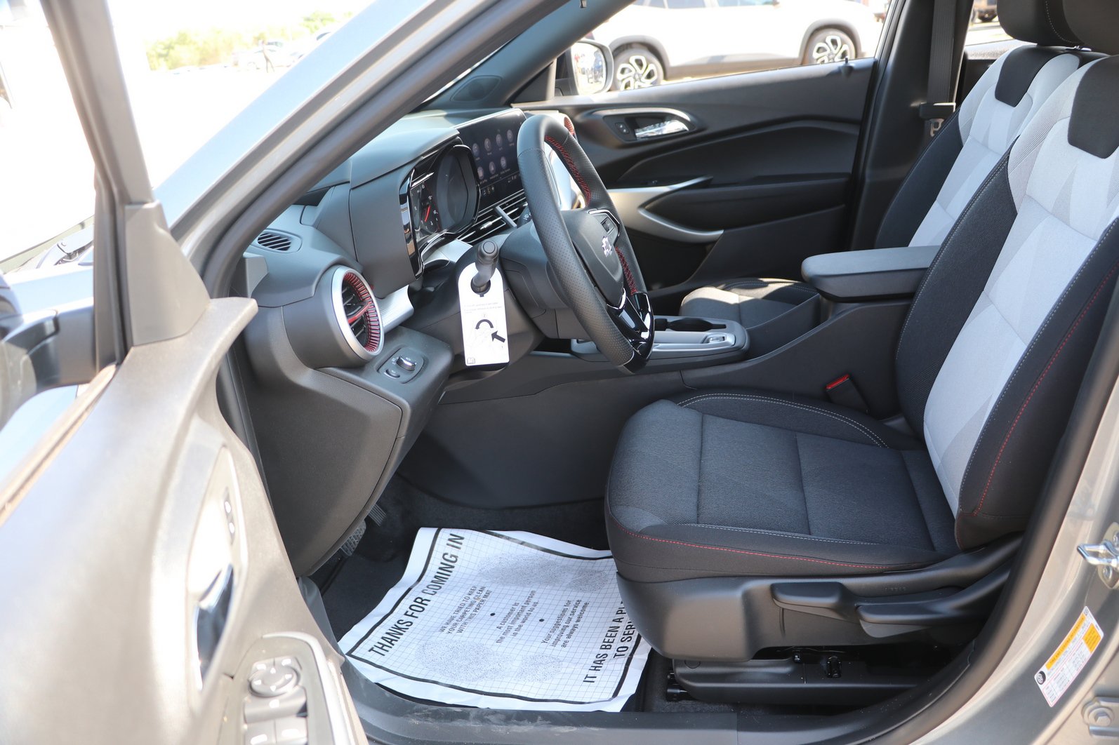 2026 Chevrolet Trax RS - Photo 15