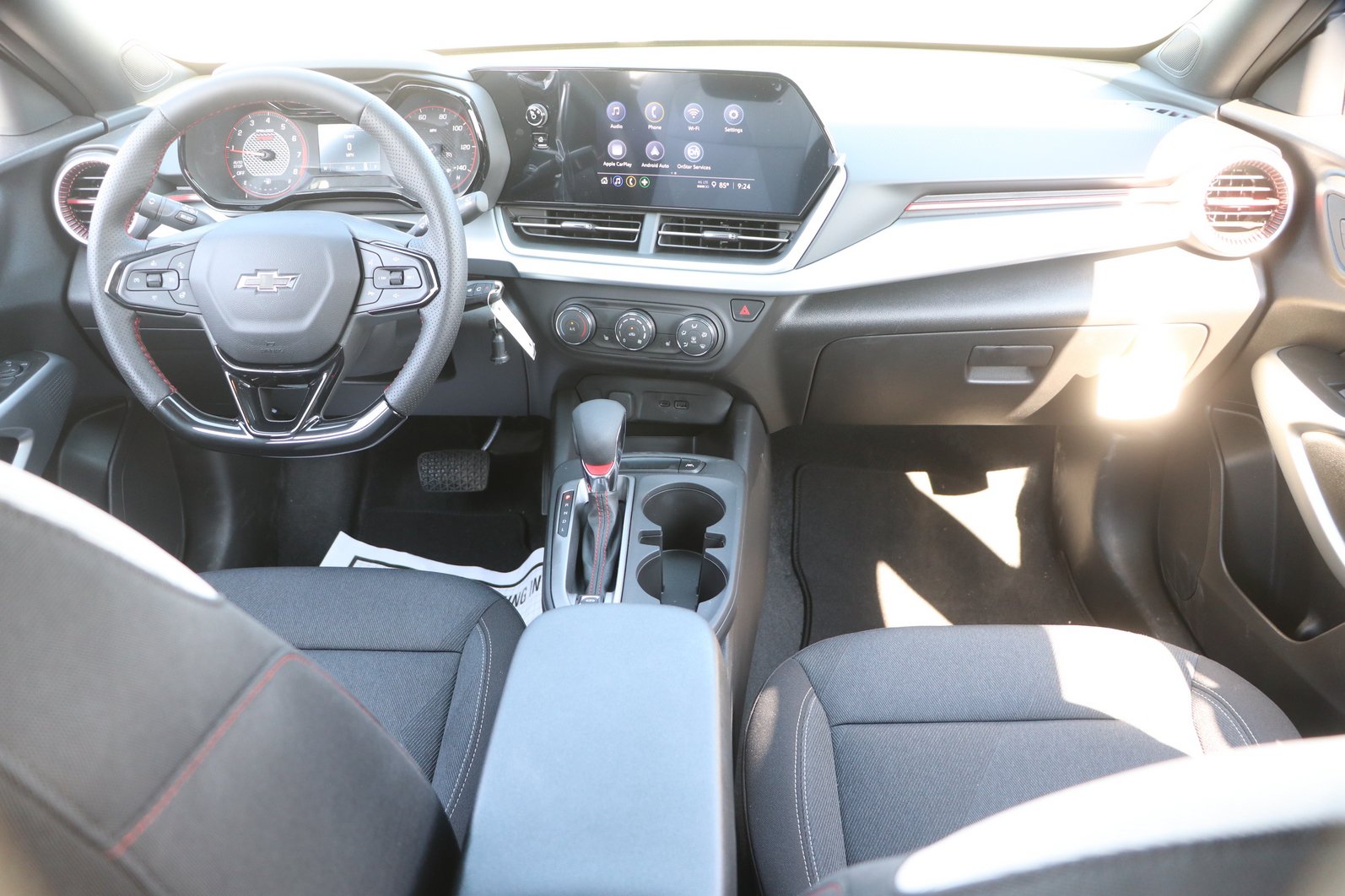 2026 Chevrolet Trax RS - Photo 18