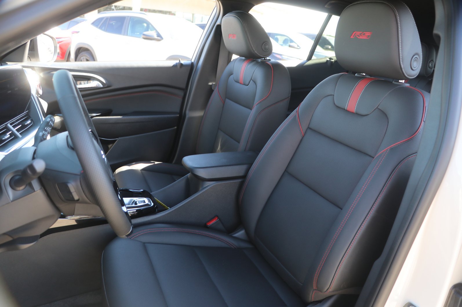 2026 Chevrolet Trax RS - Photo 13