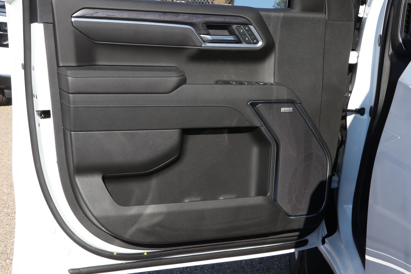 2026 Chevrolet Silverado 1500 LTZ - Photo 12