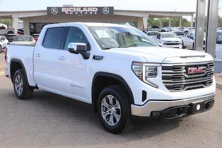 2025 GMC Sierra 1500 SLT Truck