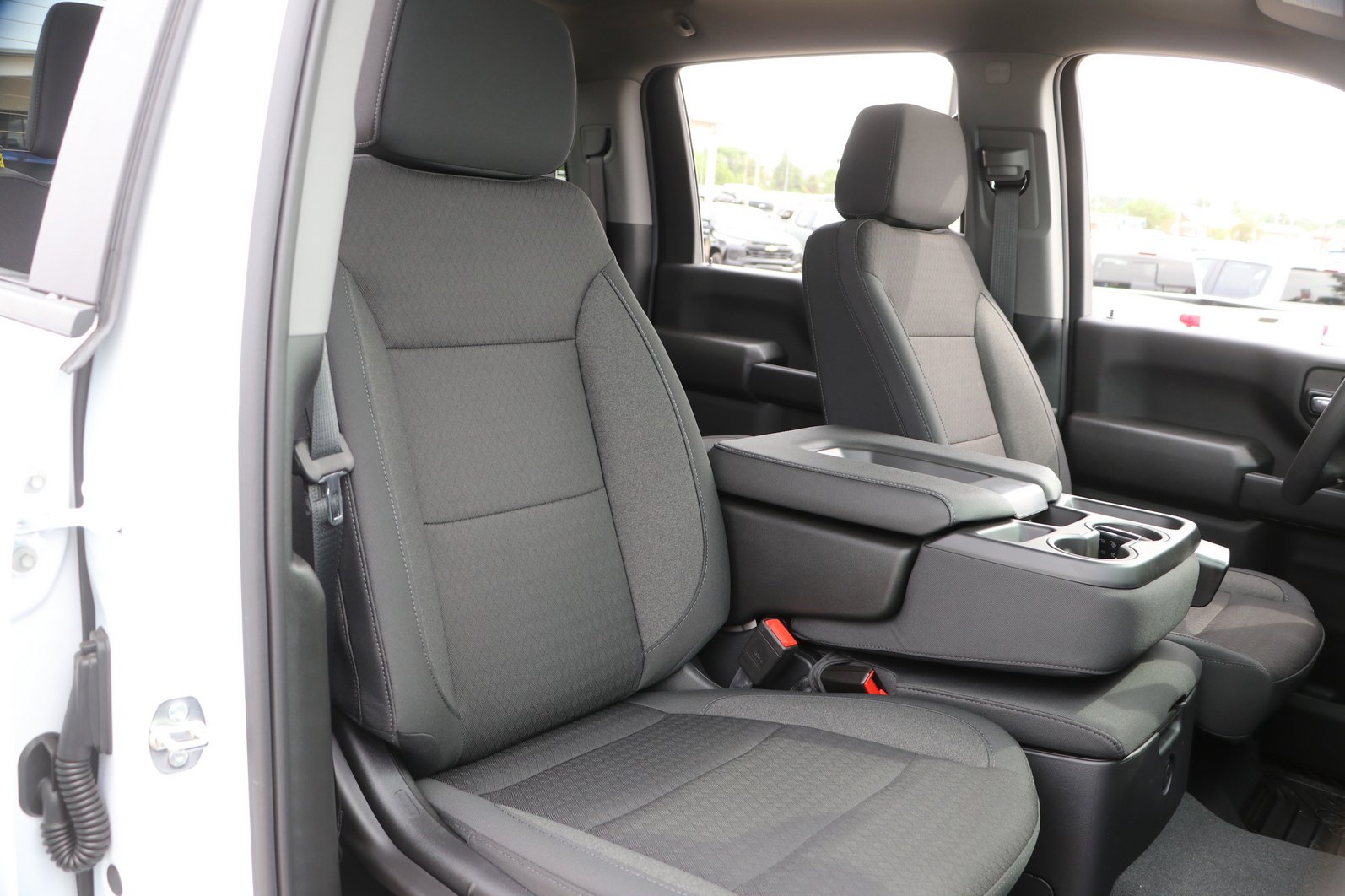 2026 Chevrolet Silverado 2500 HD Custom - Photo 34
