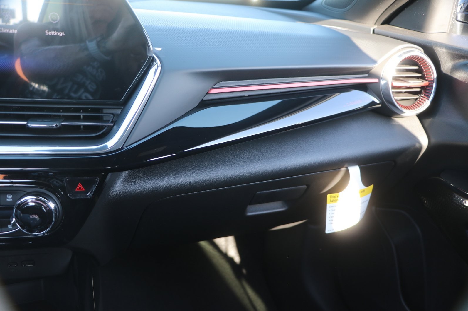 2026 Chevrolet Trax RS - Photo 28