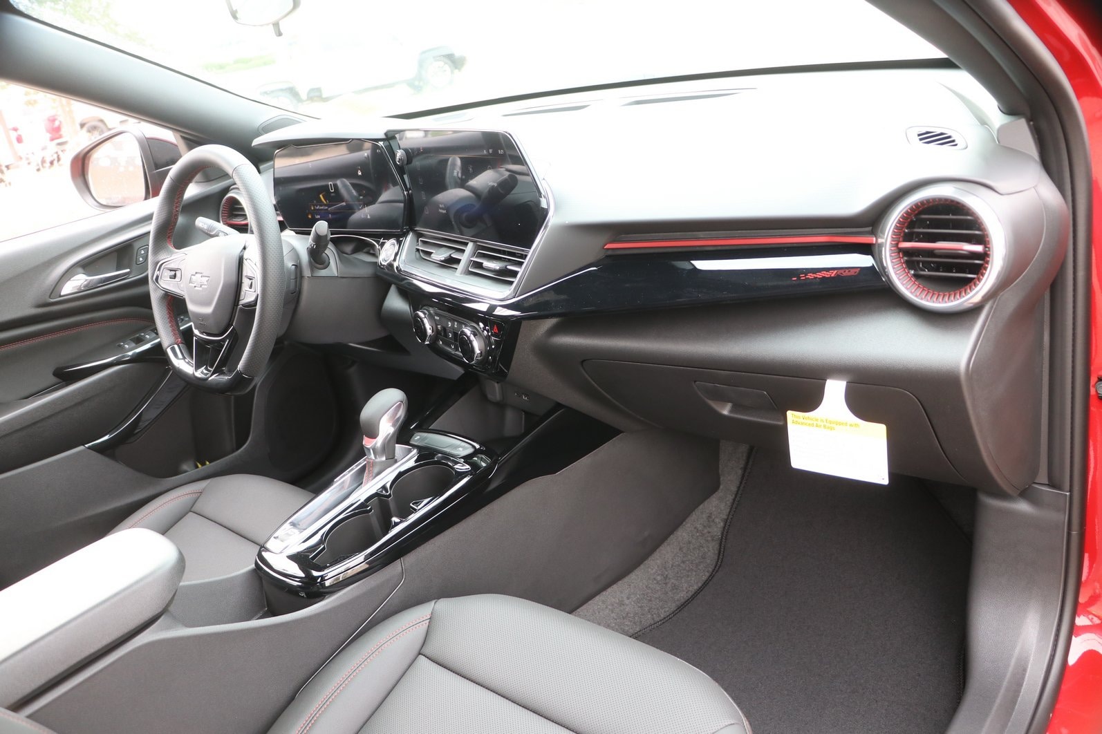2026 Chevrolet Trax RS - Photo 34