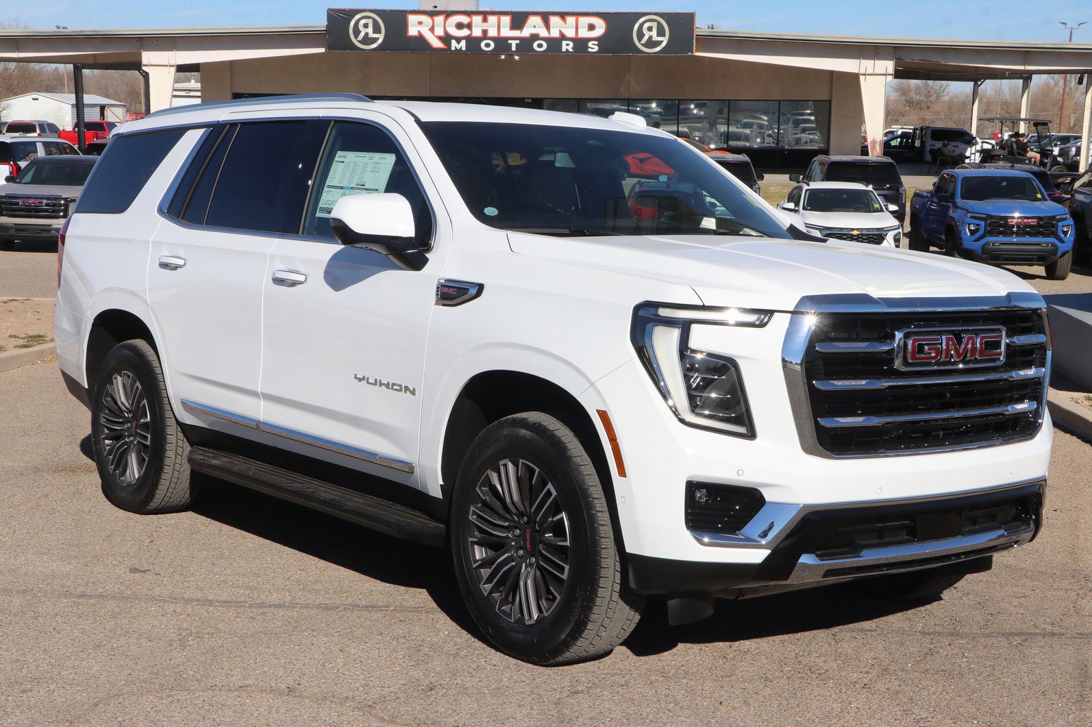 2026 GMC Yukon Elevation's photo