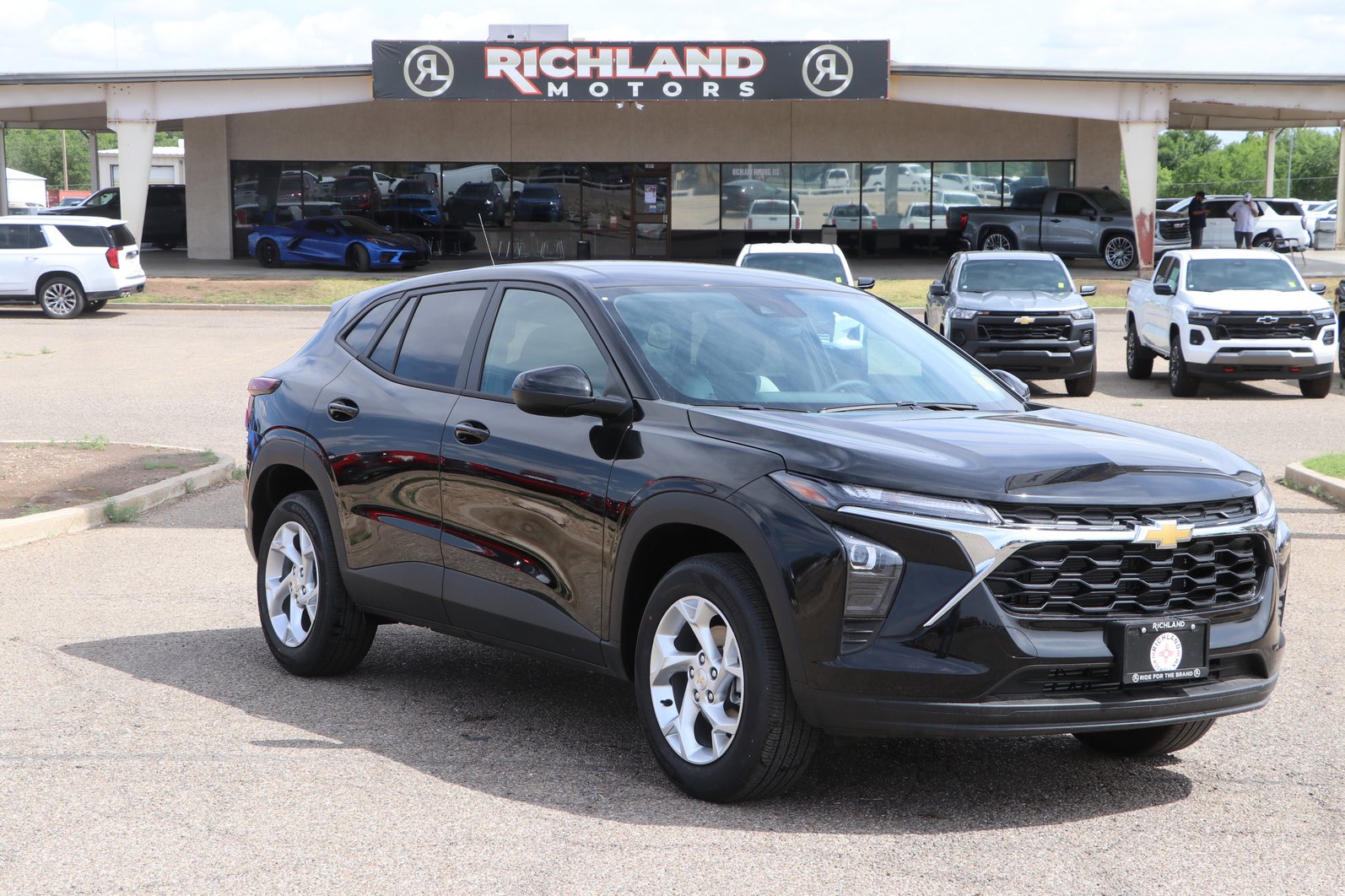 2026 Chevrolet Trax LS's photo