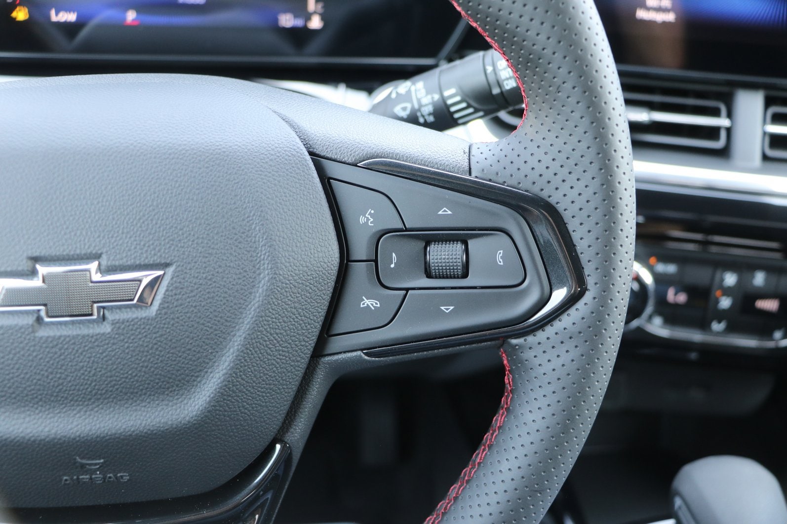 2026 Chevrolet Trax RS - Photo 21