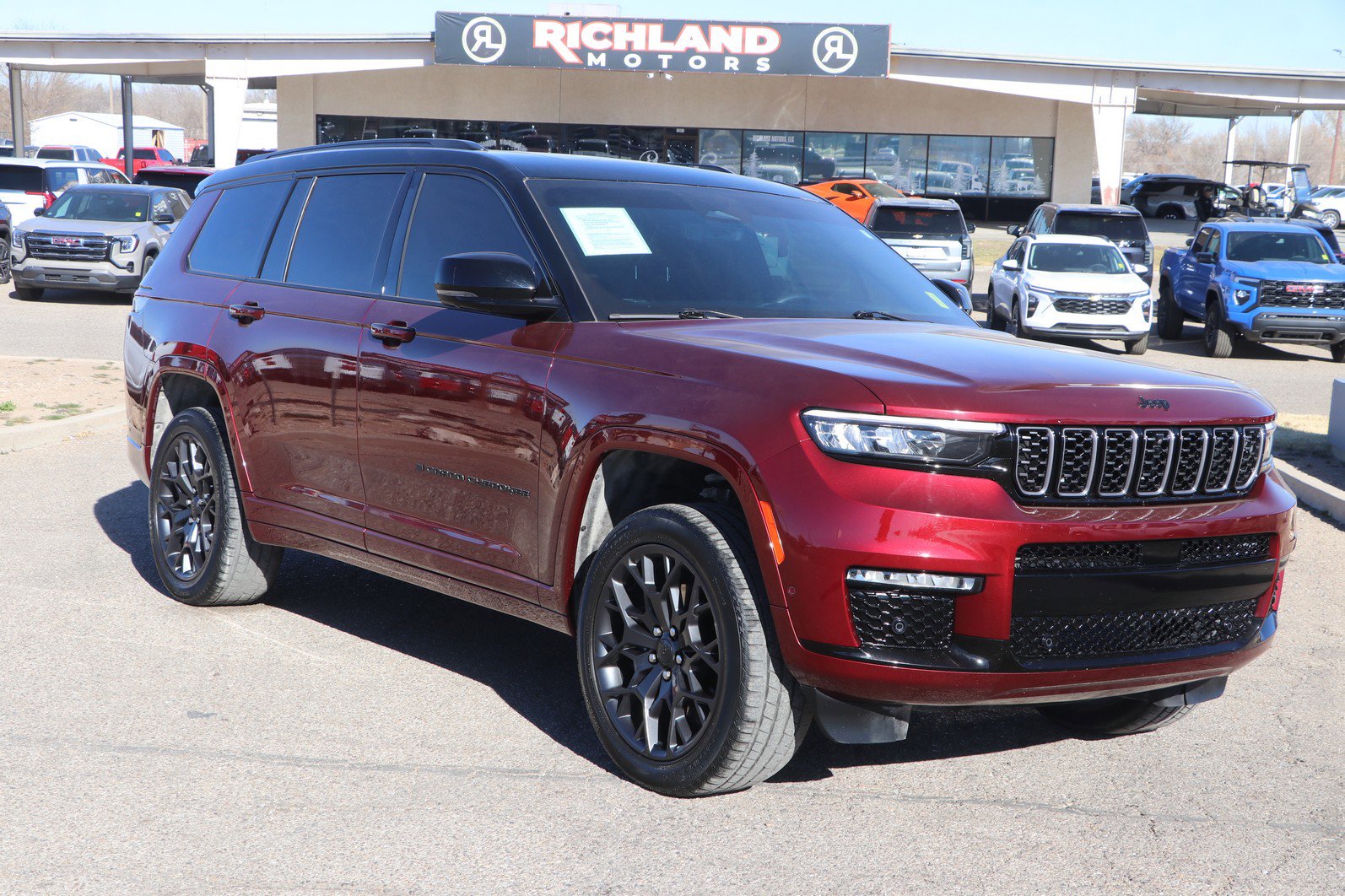 2023 Jeep Grand Cherokee L Summit Reserve's photo