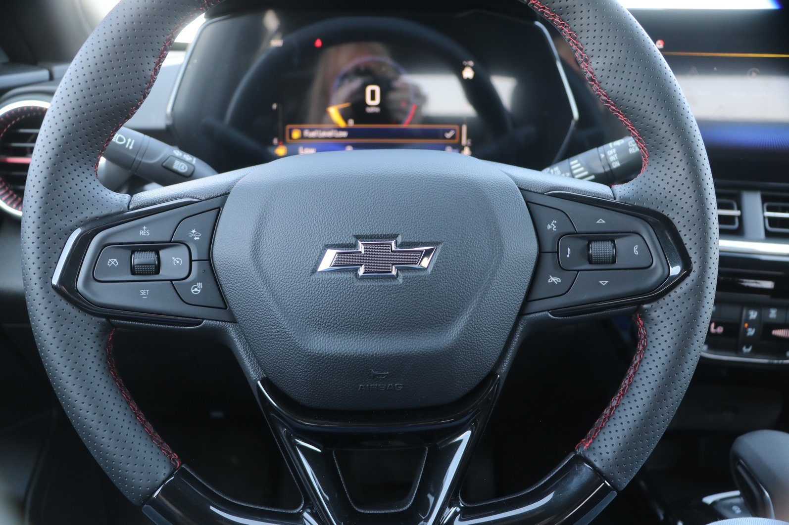 2026 Chevrolet Trax RS - Photo 16