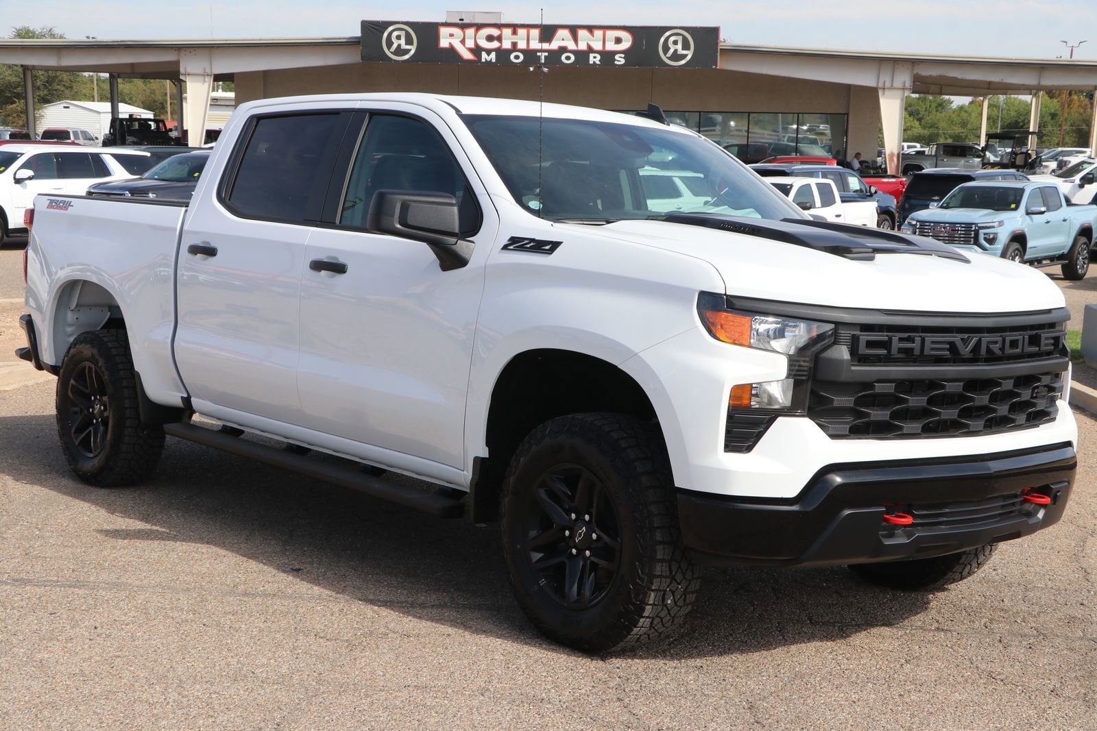 2026 Chevrolet Silverado 1500 Custom Trail Boss's photo