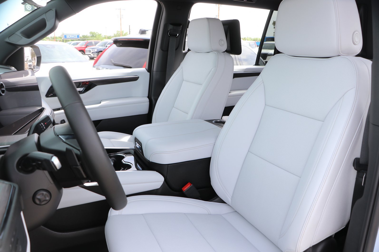 2026 Chevrolet Suburban Premier - Photo 16