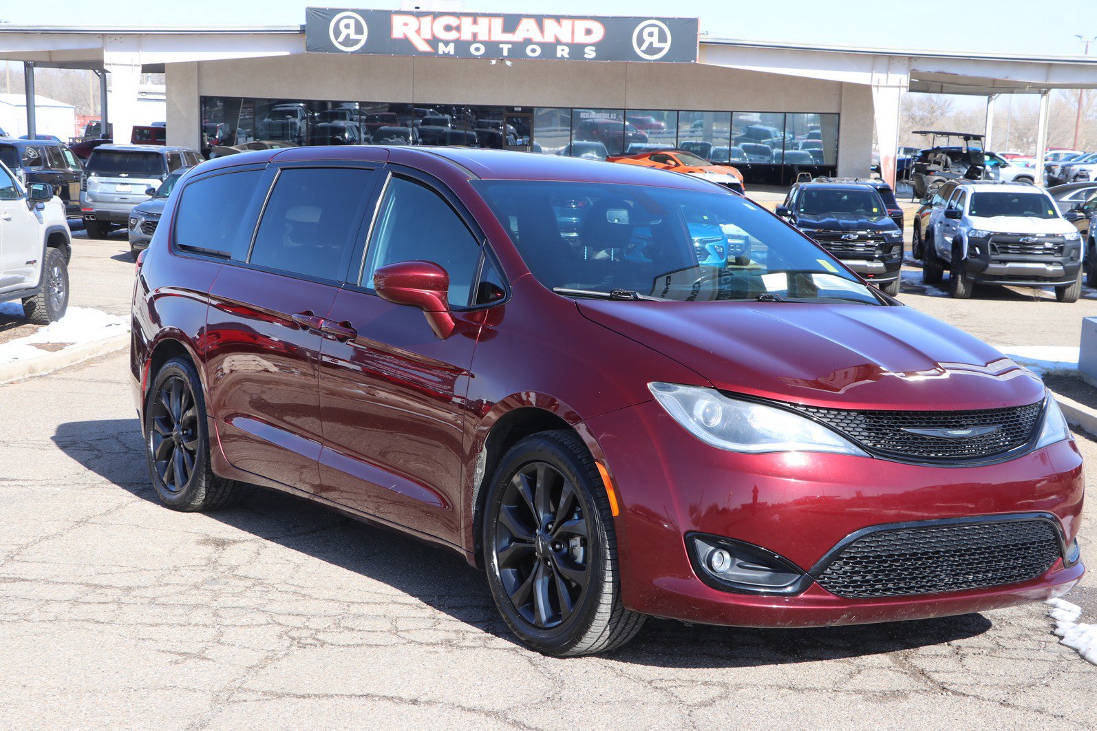 2020 Chrysler Pacifica Touring